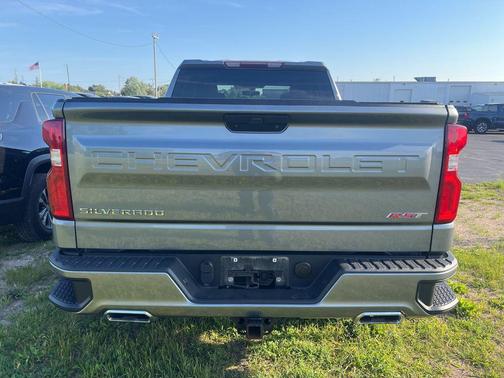 Satin Steel Metallic 2019 Chevrolet Silverado 1500 RST