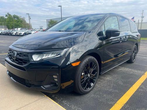 Crystal Black Pearl 2025 Honda Odyssey Sport-L