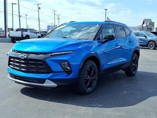 Riptide Blue Metallic 2024 Chevrolet Blazer 2LT
