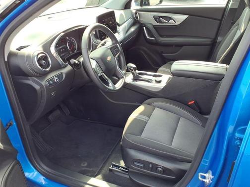 Riptide Blue Metallic 2024 Chevrolet Blazer 2LT