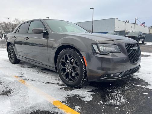 2019 Chrysler 300 S