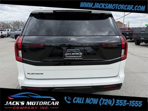 Star White Metallic Tri-Coat 2025 Ford Expedition Platinum