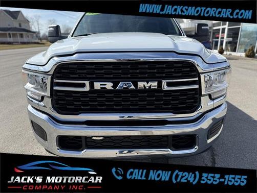 2024 RAM 2500 Big Horn Regular Cab 4x4 8' Box