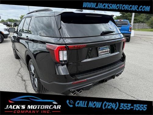2025 Ford Explorer ST