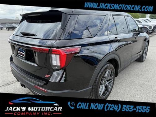 2025 Ford Explorer ST