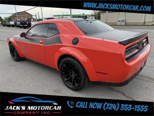 Go Mango 2023 Dodge Challenger R/T Scat Pack Widebody