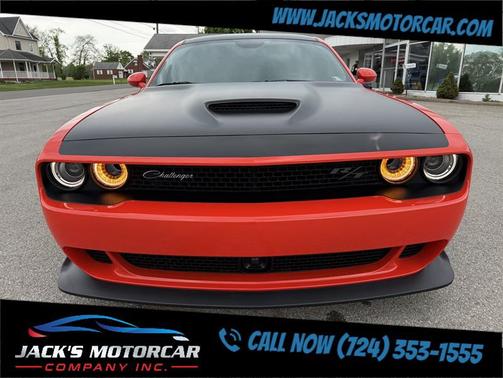 Go Mango 2023 Dodge Challenger R/T Scat Pack Widebody