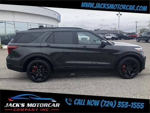 2023 Ford Explorer ST