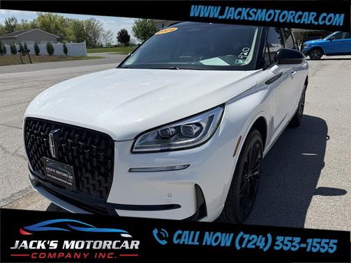 Pristine White Metallic Tri-Coat 2024 Lincoln Corsair Reserve