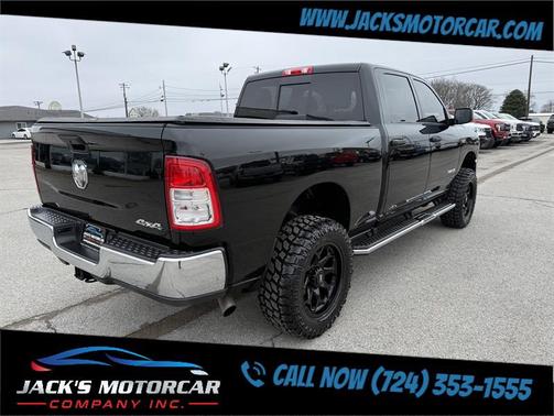 Diamond Black Crystal Pearlcoat 2022 RAM 2500 Tradesman Crew Cab 4x4 6'4' Box