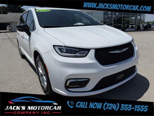Bright White Clearcoat 2026 Chrysler Pacifica Limited