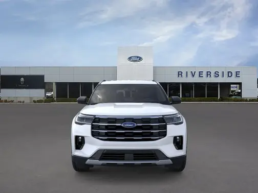 Star White Metallic Tri-Coat 2026 Ford Explorer Active