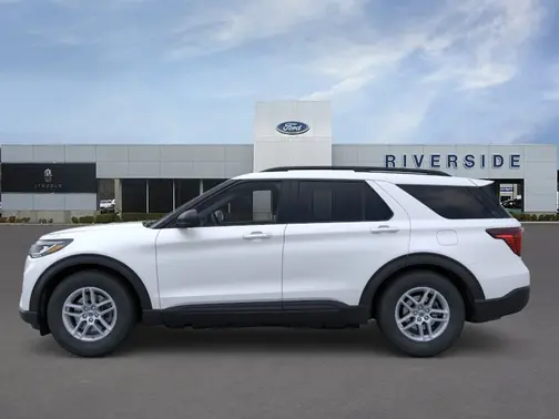 Star White Metallic Tri-Coat 2026 Ford Explorer Active