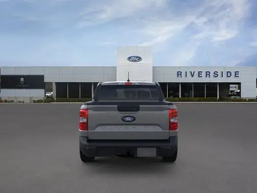 Carbonized Gray Metallic 2026 Ford Maverick XLT