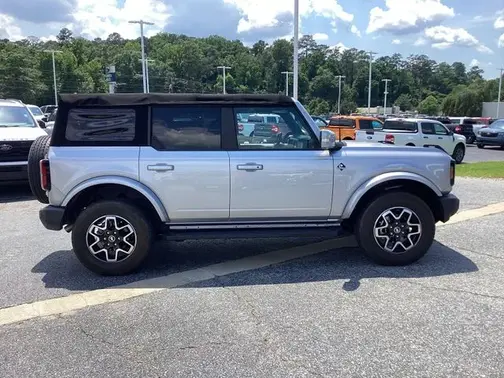 Silver 2021 Ford Bronco Outer Banks