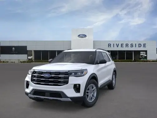 Star White Metallic Tri-Coat 2026 Ford Explorer Active