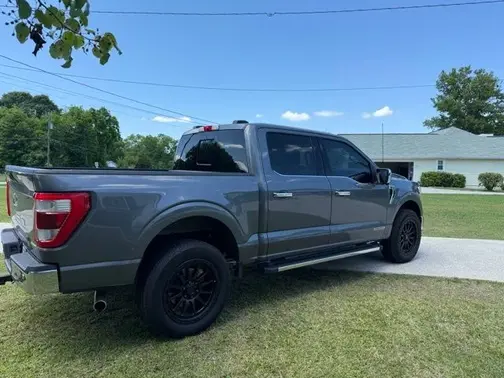 Carbonized Gray Metallic 2022 Ford F-150 Lariat