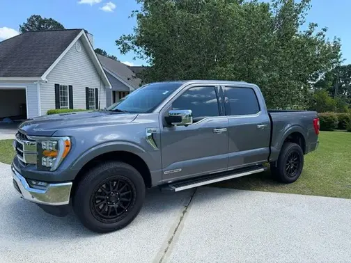Carbonized Gray Metallic 2022 Ford F-150 Lariat