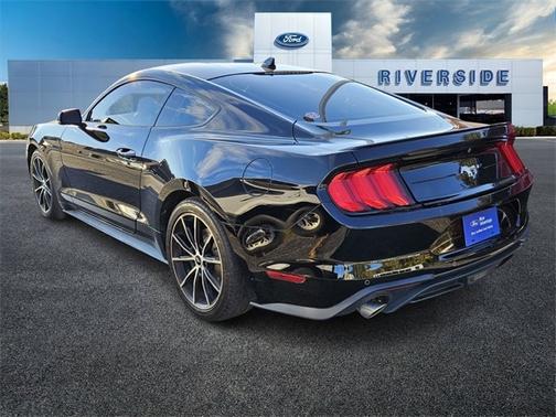 2022 Ford Mustang ECOBOOST PREMIUM