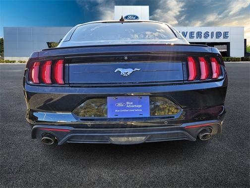 2022 Ford Mustang ECOBOOST PREMIUM