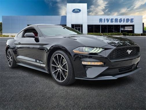2022 Ford Mustang ECOBOOST PREMIUM