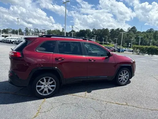 Velvet Red Pearlcoat 2018 Jeep Cherokee Latitude