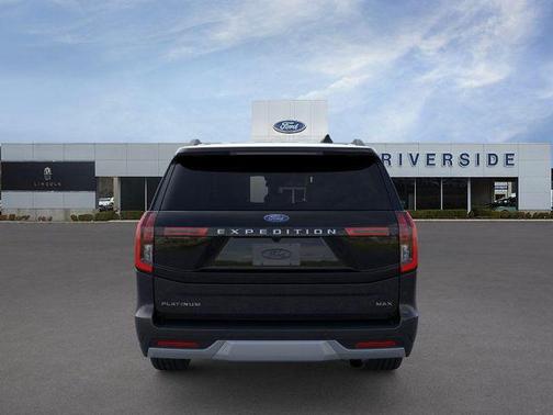 AGATE BLACK METALLIC 2026 Ford Expedition Max Platinum