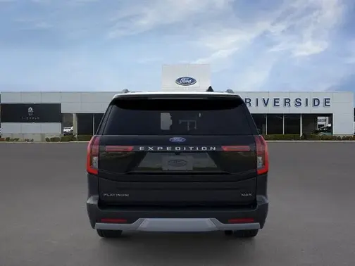 Agate Black Metallic 2026 Ford Expedition MAX Platinum®
