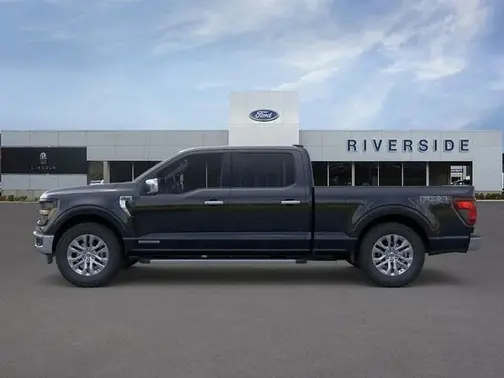 Agate Black Metallic 2025 Ford F-150 XLT