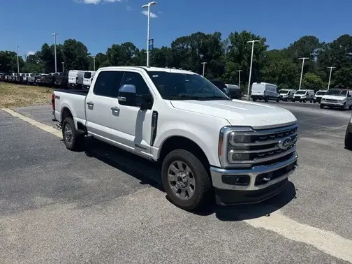 White Metallic 2023 Ford F-350 Lariat