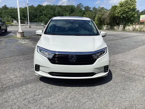 White 2024 Honda Odyssey Elite