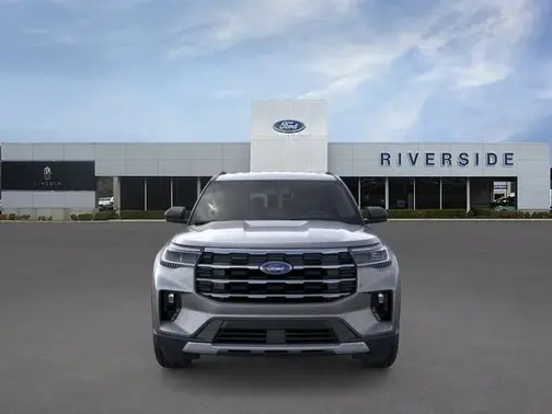 Carbonized Gray Metallic 2026 Ford Explorer Active