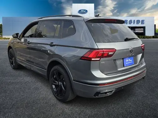 Platinum Gray Metallic 2024 Volkswagen Tiguan 2.0T SE R-Line Black