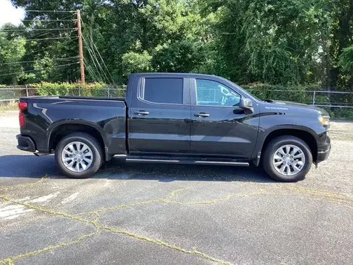 Black 2026 Chevrolet Silverado 1500 Custom