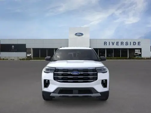 Star White Metallic Tri-Coat 2026 Ford Explorer Active