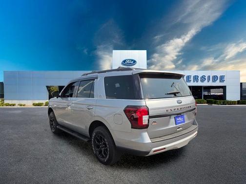 ICONIC SILVER METALLIC 2024 Ford Expedition TIMBERLINE