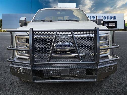 2023 Ford F-350 LARIAT SUPER DUTY