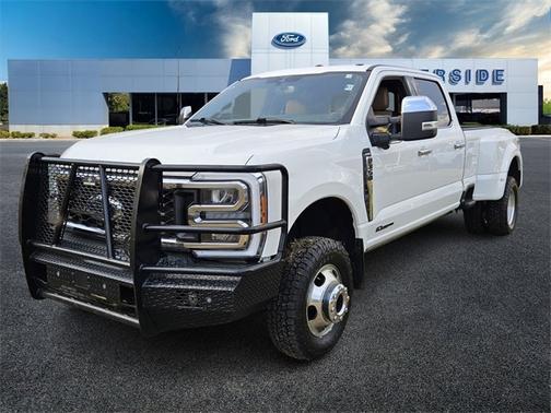 2023 Ford F-350 LARIAT SUPER DUTY