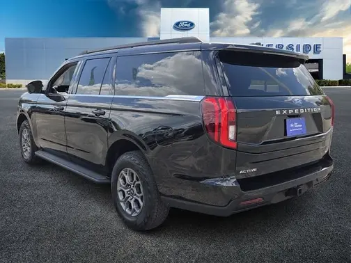 Agate Black Metallic 2025 Ford Expedition Max Active