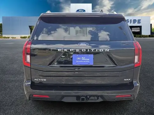 Agate Black Metallic 2025 Ford Expedition Max Active