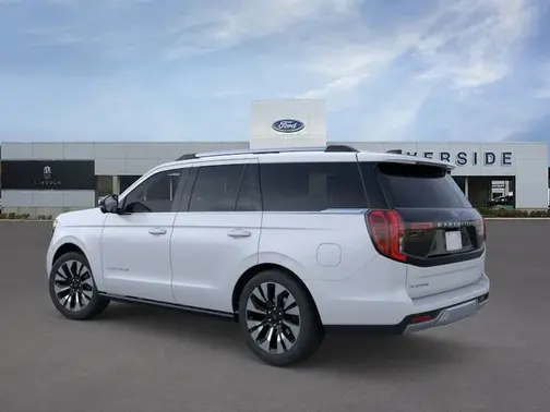 Space Silver Metallic 2026 Ford Expedition Platinum®