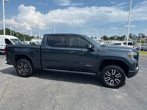 Dark Sky Metallic 2022 GMC Sierra 1500 Limited AT4