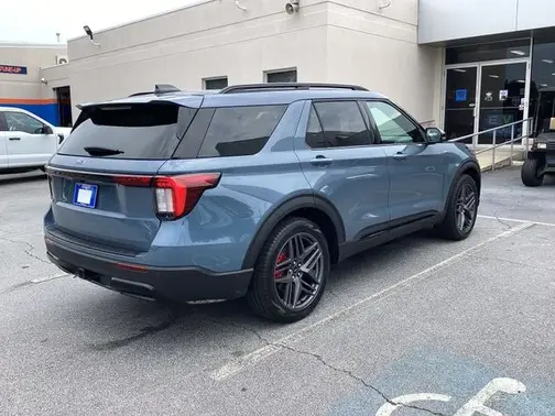 Vapor Blue 2025 Ford Explorer ST-Line