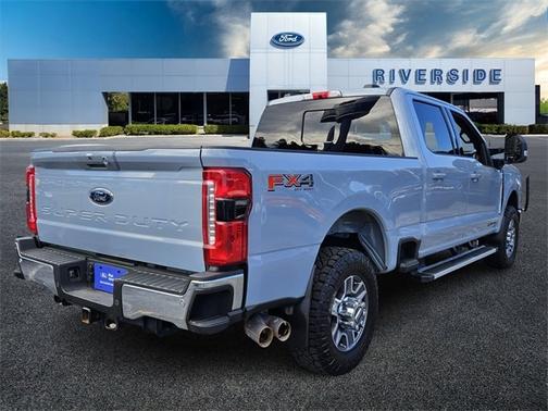 2024 Ford F-350 LARIAT SUPER DUTY