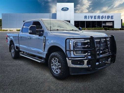 2024 Ford F-350 LARIAT SUPER DUTY