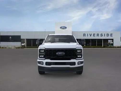 Oxford White 2026 Ford F-350 F-350® Lariat®