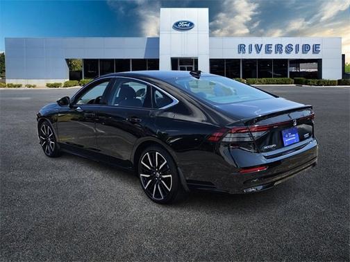 2023 Honda Accord TOURING