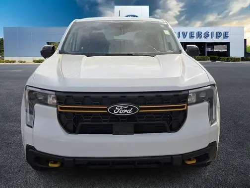 Oxford White 2025 Ford Maverick Tremor