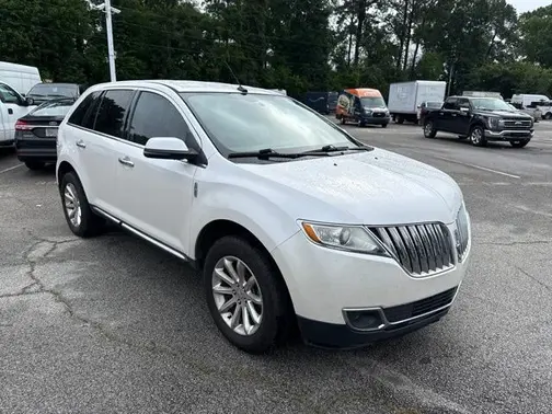 White Platinum Clearcoat Metallic 2013 Lincoln MKX Base