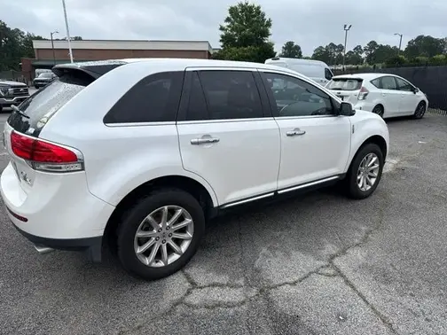 White Platinum Clearcoat Metallic 2013 Lincoln MKX Base